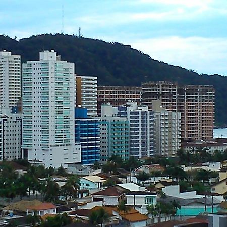 Apartamento No Canto Do Forte, Wi-Fi, Estacionamento Gratuito E Churrasqueira 프라이아 그란데 외부 사진