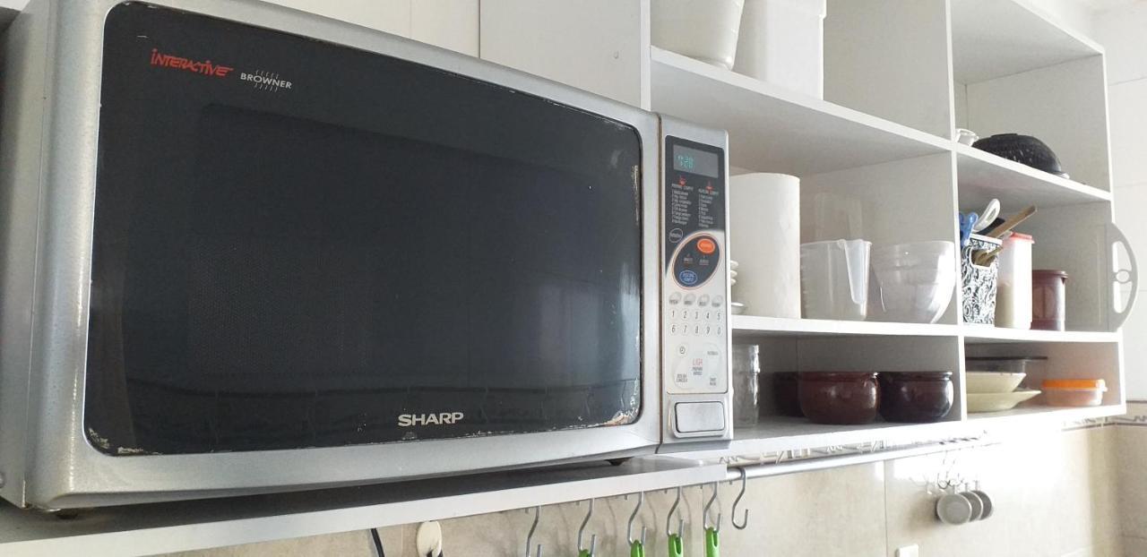 Apartamento No Canto Do Forte, Wi-Fi, Estacionamento Gratuito E Churrasqueira 프라이아 그란데 외부 사진