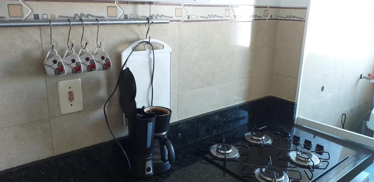 Apartamento No Canto Do Forte, Wi-Fi, Estacionamento Gratuito E Churrasqueira 프라이아 그란데 외부 사진