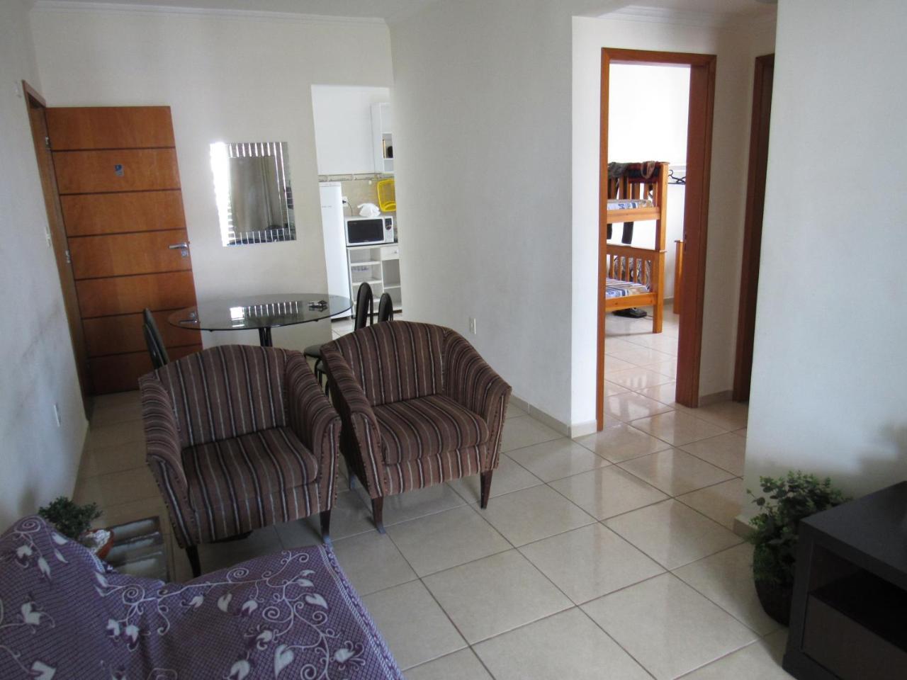 Apartamento No Canto Do Forte, Wi-Fi, Estacionamento Gratuito E Churrasqueira 프라이아 그란데 외부 사진